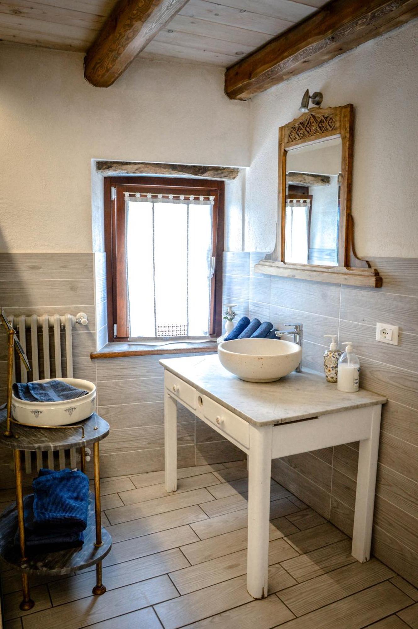 Chalet In Pietra E Legno Con Caminetto Inverso Pinasca Экстерьер фото