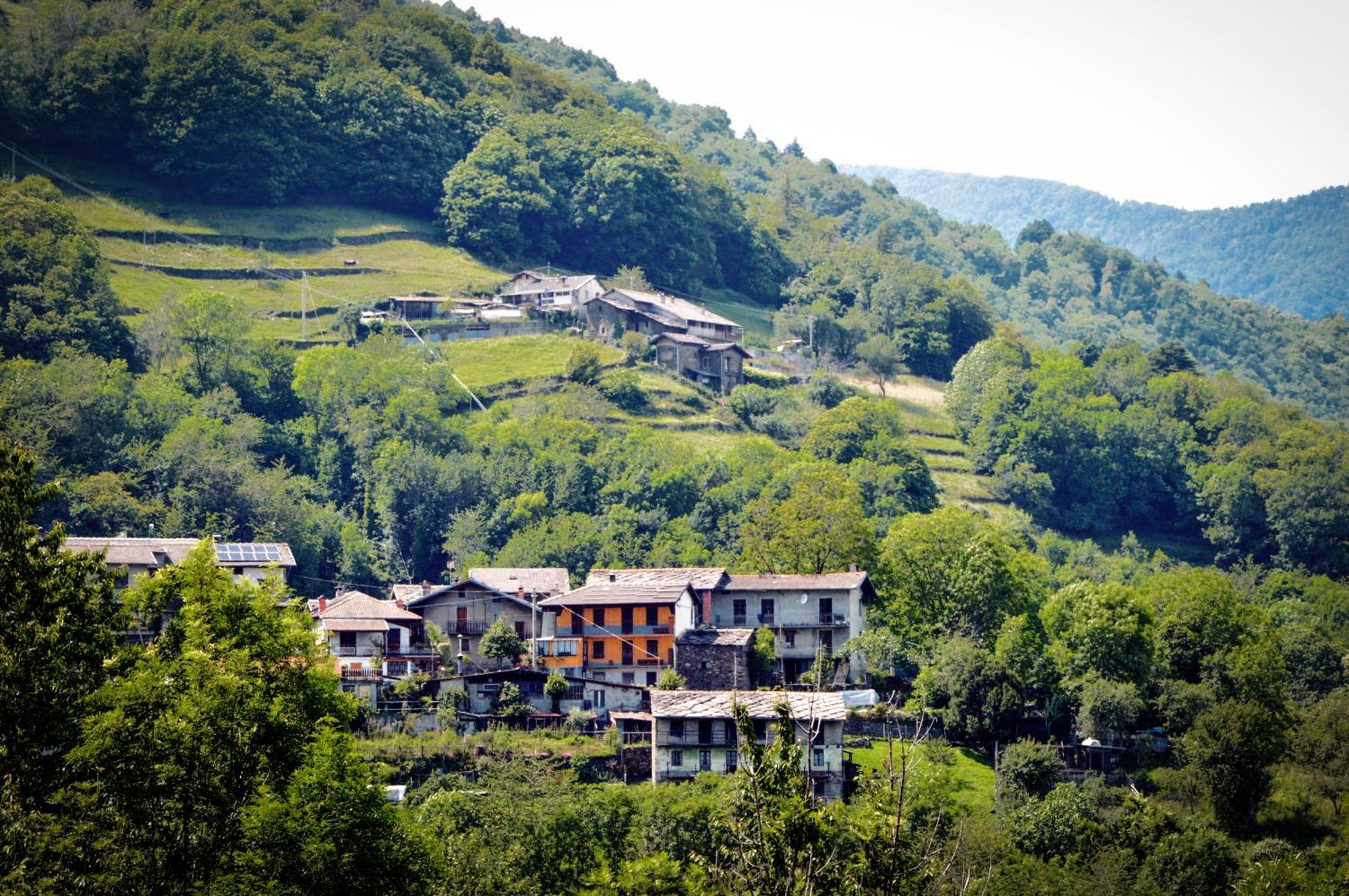 Chalet In Pietra E Legno Con Caminetto Inverso Pinasca Экстерьер фото