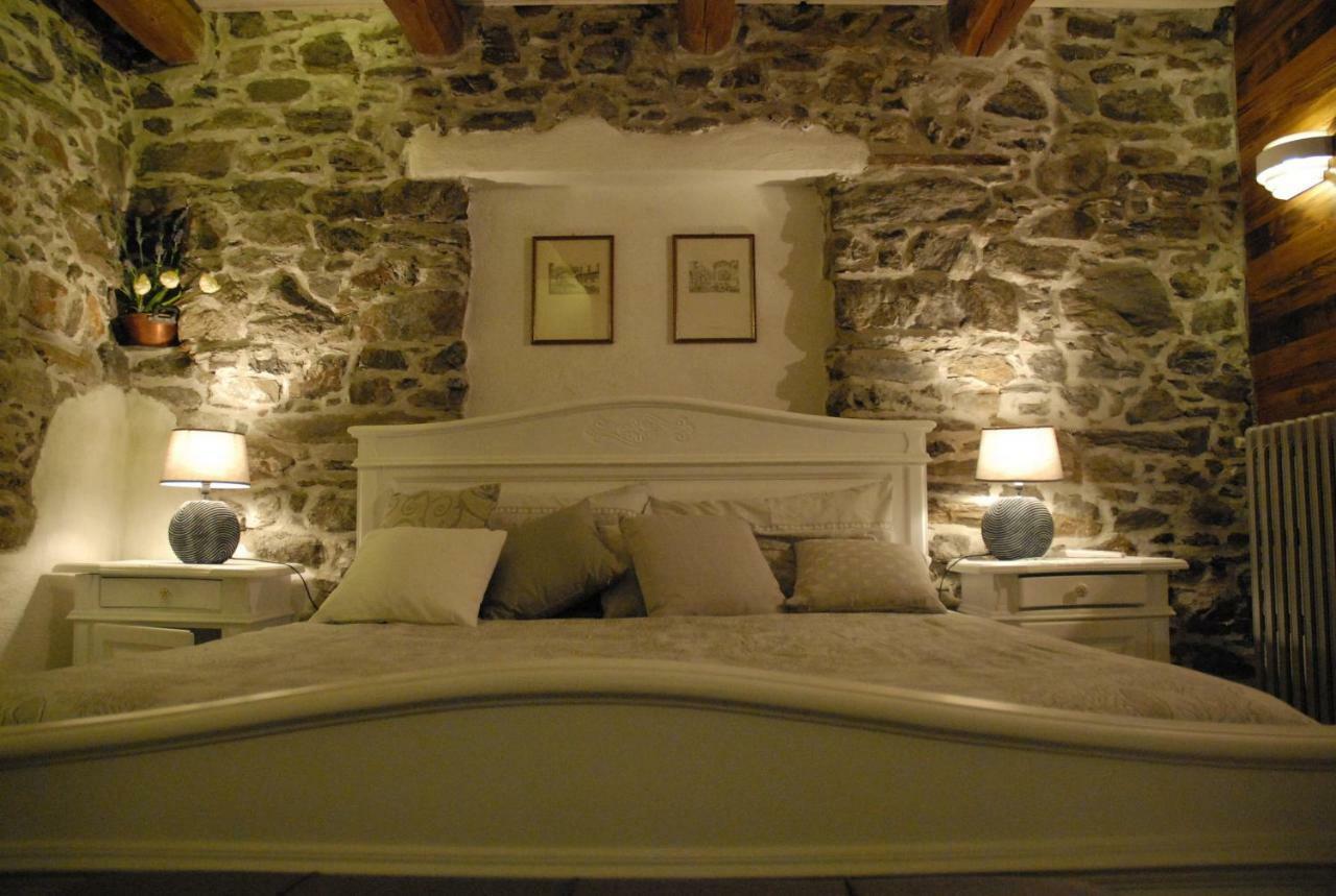 Chalet In Pietra E Legno Con Caminetto Inverso Pinasca Экстерьер фото